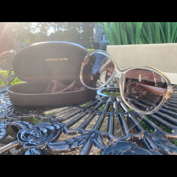 DISCONTINUED MICHAEL KORS SUNGLASSES